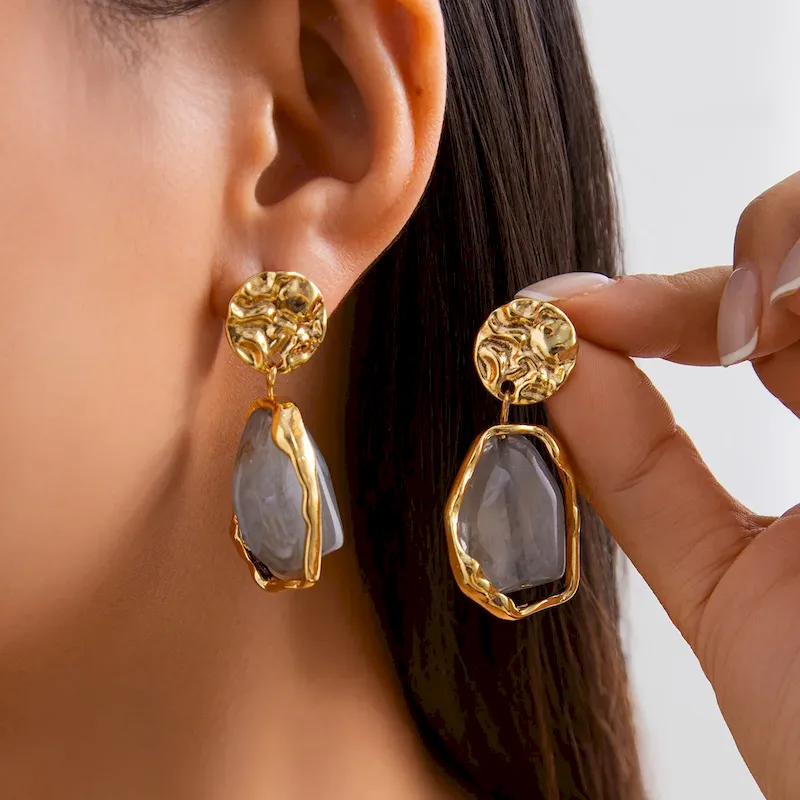 Wholesale Women Fashion Retro Irregular Inlaid Acrylic Earrings