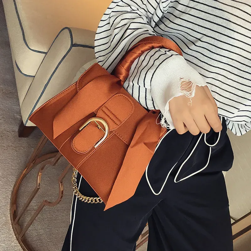 Women Fashion Solid Color Bow Design Velvet Handle Bag - Image 5