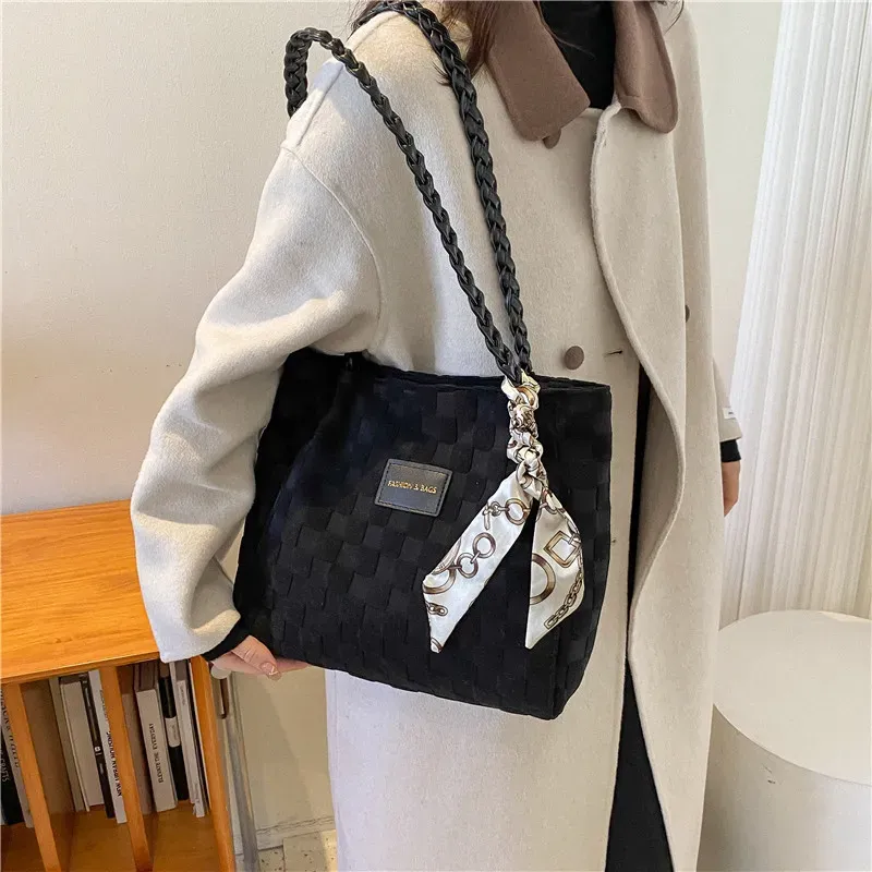 Women Fashionable Casual Rhombic Large Capacity Canvas Tote Bag - Image 3