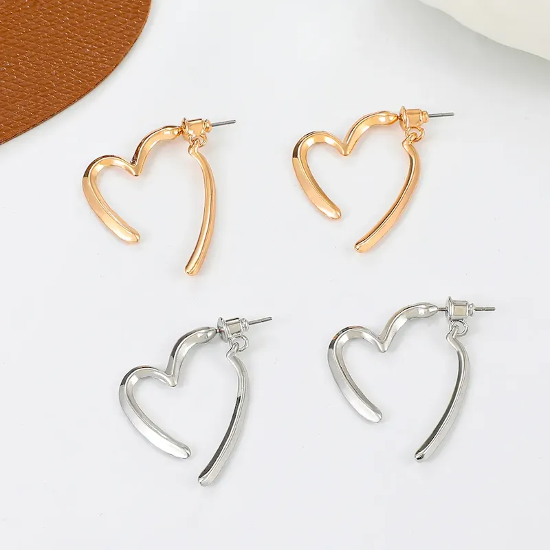 Wholesale Women Fashion Simple Heart-Shaped Earrings - Image 4