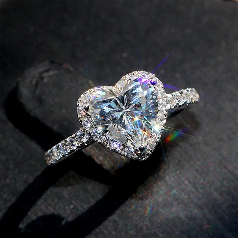 Wholesale Women Fashion Creative Love Zircon Ring